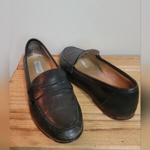 Steve Madden Classic Black Loafers